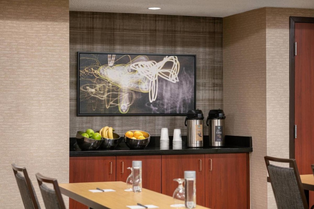Courtyard by Marriott Las Vegas Convention Center Image 25